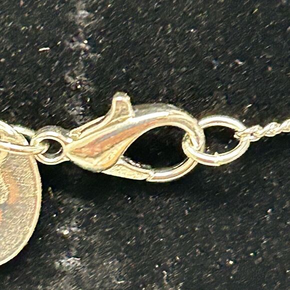 ⭐ Authentic Louis Vuitton Charm Necklace – LV400 - Picture 6 of 6